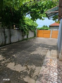 Proprietar vand casa strada Ardealului