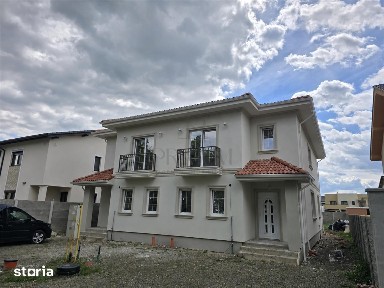 Duplex deosebit - zona excelenta - toate utilitatile - finisaje TOP