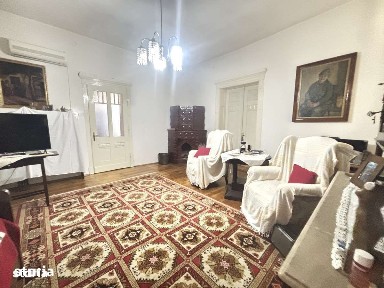Casă cu 5 camere și garaj în Sag