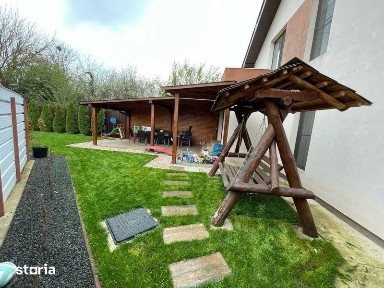 Casa de vanzare in Sacalaz, incalzire pardosea, semineu, panouri 8kw