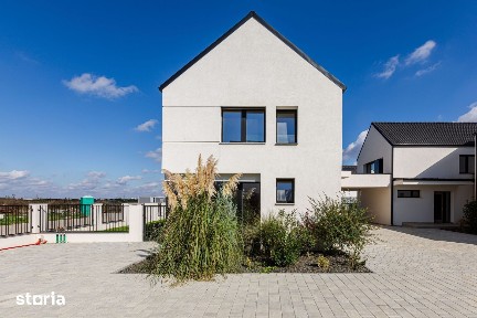 Duplex în Dumbrăvița, despărțit prin carport - 5 camere - Comision 0%