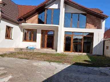 Vând casă de locuit în Çâlnic,jud.Alba