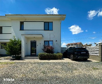 MOSNITA- DUPLEX Superb- gata de mutare- zona excelenta