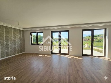 Casa 4 camere 2 bai gata de mutat