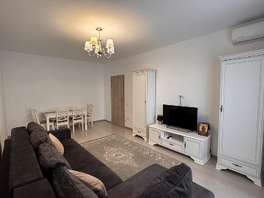 Apartament 2 camere de inchiriat Grand Kristal Residence