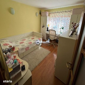 Apartament cu 3 camere - 71 m.p.- Nicolina 2, geam la baie