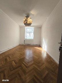 Apartament 3 camere complet renovat de vânzare - Fundatie / Bl Rusești