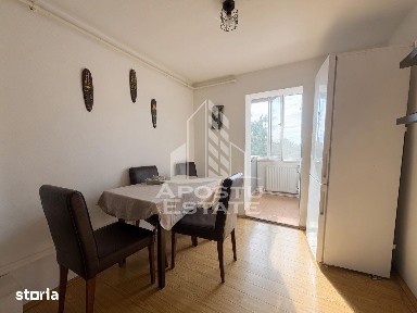 Apartament cu 2 camere decomandat spre vanzare, Timisoara zona Lipovei