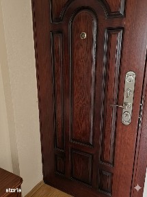 Brad 2 camere etaj 2, vedere panoramica zona ultracentrale si parc