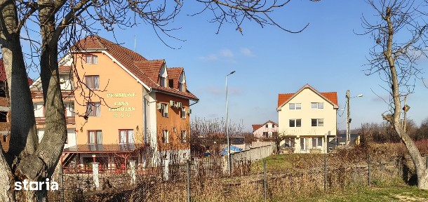 De vânzare vila, Băile 1 Mai, Băile Felix, 10 camere. Negociabil.