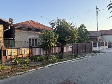 Casa de vanzare in mun.Drăgășani