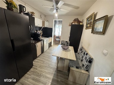 Apartament cu 3 camere de vanzare in Alba Iulia