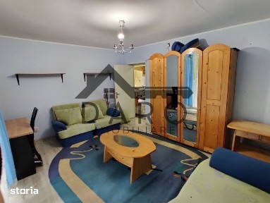 Inchiriez apartament cu 3 camere