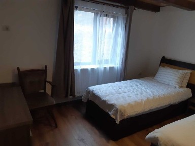 Cabana de vanzare Râșca