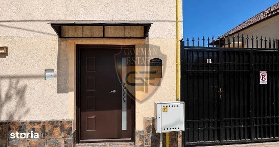 Casa la curte recent renovată și mobilată partial (bucătărie mobilată și utilată totul noua, baie complet amenajată totul modern și noua )
