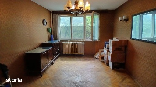 Apartament 3 camere, Berceni, Str. Covasna/Brancoveanu - DE RENOVAT!