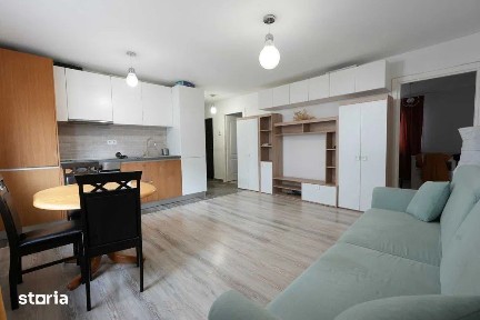 Apartament cu 3 camere, 55 mp, zona Razoare