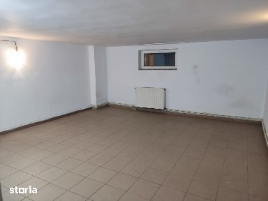 Demisol tehnic 130 mp - Birouri - Atelier - Parcari - Andrei Muresanu