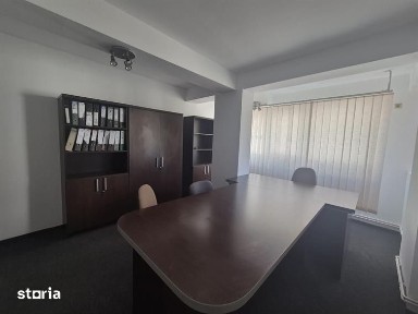 Spatiu Birouri Piata Alba Iulia 80mp Bloc Nou