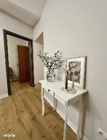 Inchiriez 2 cam in Cornisa renovat