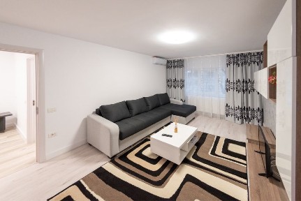 Inchiriez apt 2 camere Faleza Nord