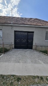 Imobil Casa superba 1750 mp comuna Pomezeu sat Hidis
