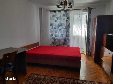 Inchiriez apartament 3 camere