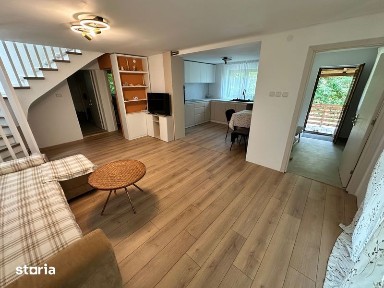 De vanzare Casa cu 5 camere si teren 3090mp Drajna de Sus PH