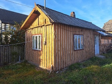 Vând casă batraneasca