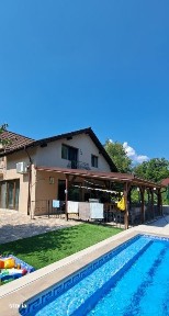 Casa P+M, 226 mp, 750 mp teren, Valea Borcutului