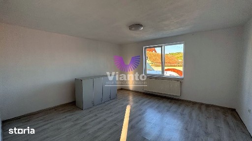 Casa individuala 80 mp cu curte si gradina 800 mp | Sura Mare
