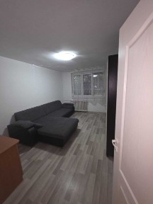 Vand apartament cu doua camere strada Iza, Mun. Oradea