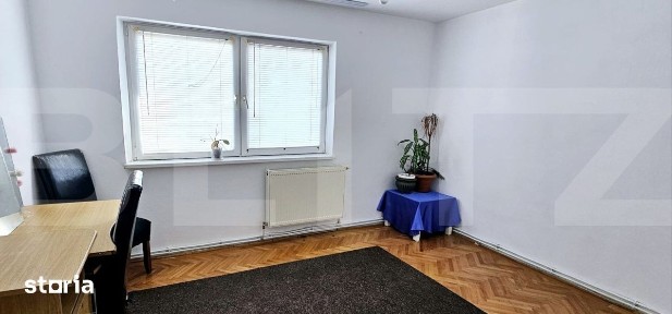 Apartament cu 3 camere, 66 mp, zona Simeria