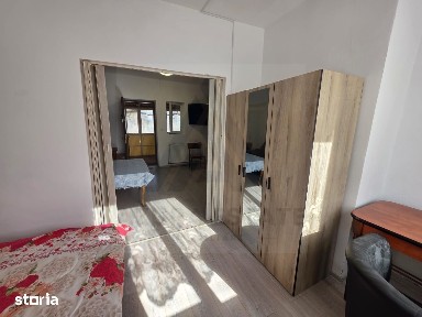 Studio la curte utilat complet cu terasa zona Lazaret