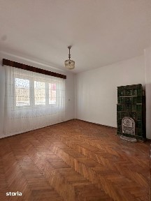 Casa de vanzare in Tasnad