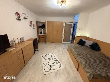 Garsoniera spatioasa in zona Piata Muncii - Campia Libertatii
