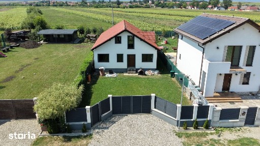 CASĂ PE PARTER DE VÂNZARE ÎN HĂLCHIU - TEREN 600 MP