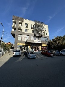 INCHIRIEZ apartamente noi /centru /poze reale !