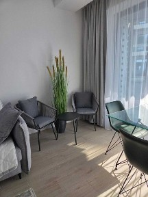 Ofer spre inchiriere apartament LAKE ONE Mamaia pe termen lung