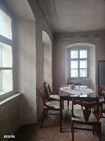 Ap.MONUMENT ISTORIC 3 camere Orasul de Jos SIBIU Etaj 1