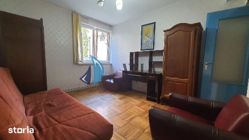 Apartament 3 camere, 7 Noiembrie, izolat, din 10 Septembrie