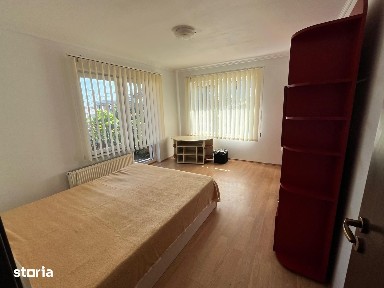 Apartament 3 camere, parcare, strada privata imobil tip vila,Buna Ziua