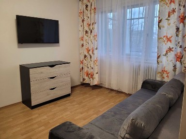 Disponibil acum! Proprietar - Apartament 3 camere, Podu Ros, aproape de Piata Nicolina