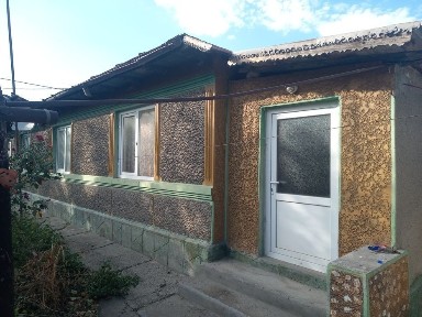 Vând casă bătrânesca Vădeni Județul Brăila