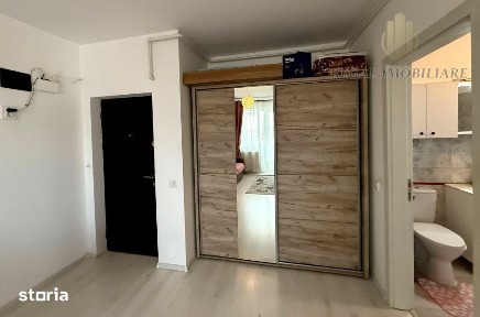 Garsoniera | Militari Residence | Weiner Palada| Balcon