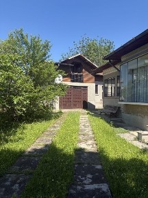 Casa de vanzare în Scorțeni