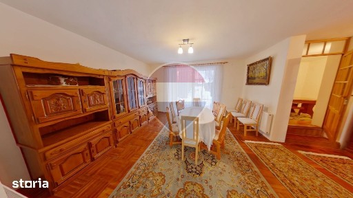 Casă / Vilă cu 8 camere de închiriat