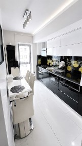 Apartament 3 camere Arcadia Residence | 77 mp | 2 băi | Parcare + boxă | Priveliște