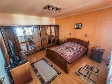 Casa din caramida - 5 camere in Micalaca 1278mp teren