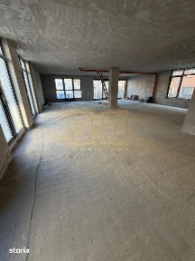 Spatiu Comercial de inchiriat, 348 mp, 200 mp terasa zona Subcetate!
